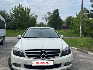 2009 Mercedes-Benz C-Класс 180 BlueEFFICIENCY III (W204), белый, 900000 рублей, вид 3