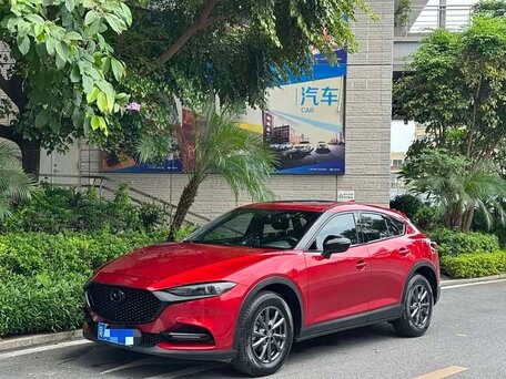 2022 Mazda CX-4 I Рестайлинг, красный, 1540000 рублей, вид 1