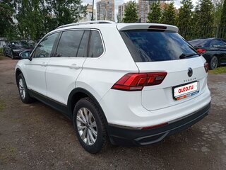 2021 Volkswagen Tiguan II Рестайлинг, белый, 3190000 рублей, вид 4