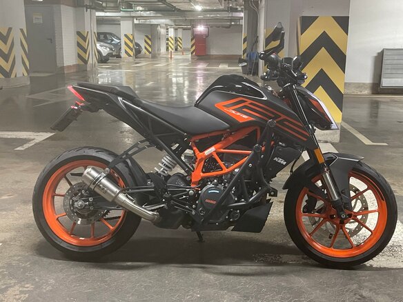 2022 KTM 125 Duke, серый, 400001 рублей - вид 2