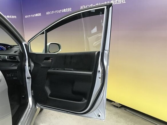 2014 Honda Freed I Рестайлинг 2, серебристый - вид 26