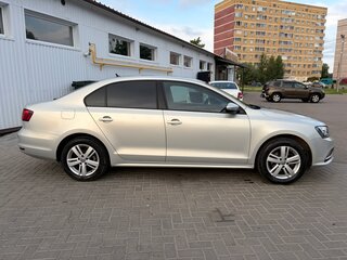 2015 Volkswagen Jetta VI Рестайлинг, серебристый, 1500000 рублей, вид 5