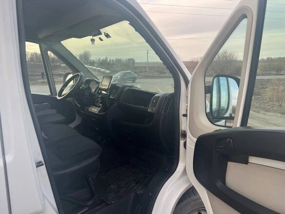 2011 Citroen Jumper, белый, 950000 рублей - вид 3