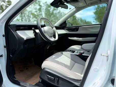2024 Honda e:NS2, белый, 3780000 рублей, вид 4