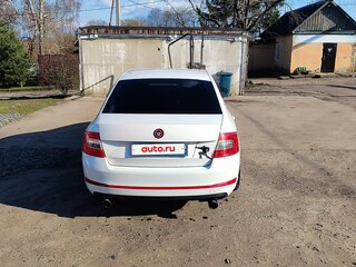 2014 Skoda Octavia III (A7), белый, 800000 рублей, вид 4