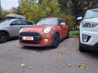 2021 Mini Hatch Cooper III (F55/F56) Рестайлинг, оранжевый, 2250000 рублей, вид 3