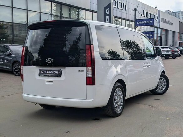 2021 Hyundai Staria I, белый - вид 6