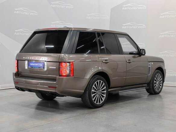 2009 Land Rover Range Rover Supercharged III Рестайлинг 2, коричневый, 1520000 рублей - вид 4