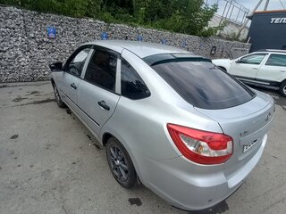 2014 Lada (ВАЗ) Granta I, серебристый, 400000 рублей, вид 3
