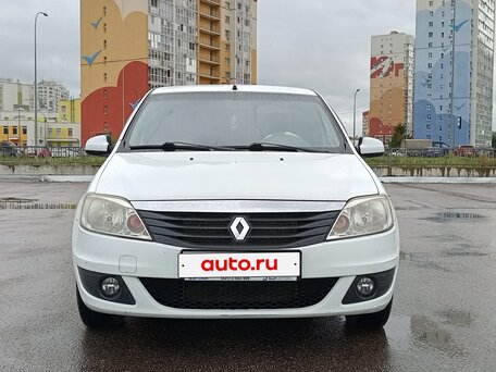 2013 Renault Logan I Рестайлинг, белый, 340000 рублей, вид 1