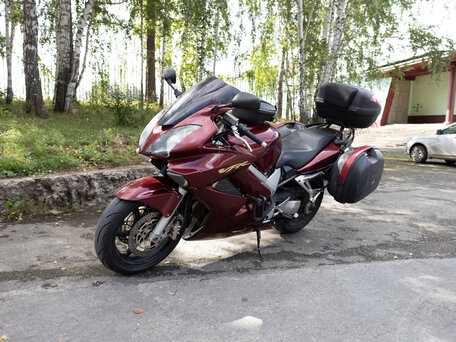 2006 Honda VFR 800, пурпурный, 550000 рублей, вид 3