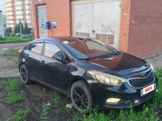 2013 Kia Cerato III, чёрный, 680000 рублей, вид 3
