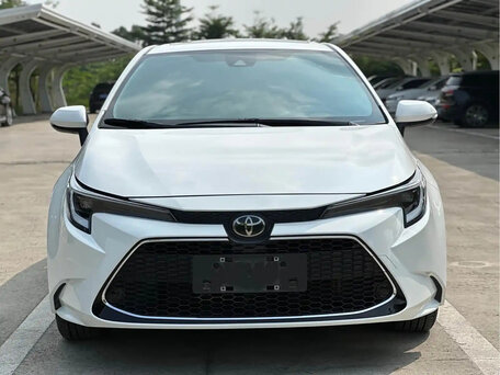 2022 Toyota Levin XII (E210) Рестайлинг, белый, 1650000 рублей, вид 2