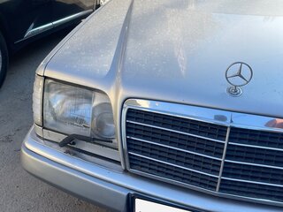 1994 Mercedes-Benz E-Класс 220 I (W124), серебристый, 630000 рублей, вид 1