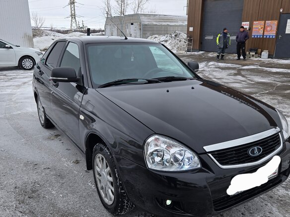 2011 Lada (ВАЗ) Priora I, чёрный, 345000 рублей - вид 2
