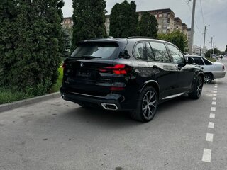 2026 BMW X5 Long 30Li IV (G05/G18) Рестайлинг, чёрный, 9185000 рублей, вид 4