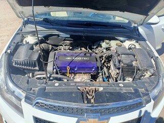 2012 Chevrolet Cruze I, белый, 650000 рублей, вид 4