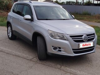 2010 Volkswagen Tiguan I, серебристый, 1100000 рублей, вид 2