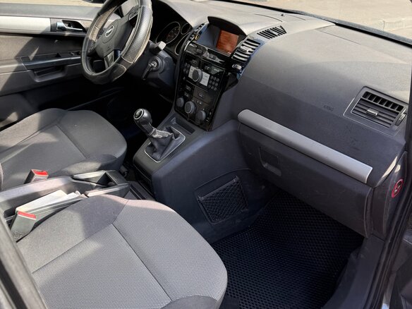 2011 Opel Zafira B Рестайлинг, серый, 470000 рублей - вид 8