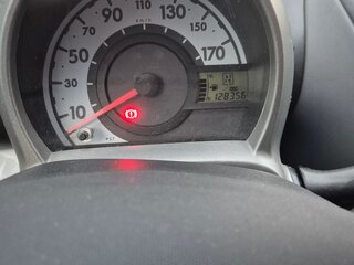 2008 Peugeot 107 I, красный, 340000 рублей, вид 2