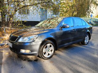 2010 Skoda Octavia II (A5) Рестайлинг, серый, 1000000 рублей, вид 1
