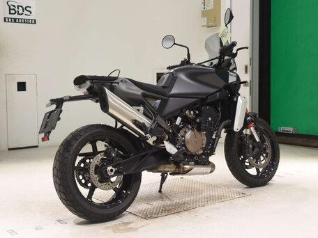 2024 Husqvarna Svartpilen 801, чёрный, 900000 рублей, вид 5