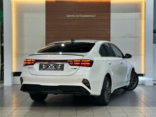 2022 Kia Cerato IV Рестайлинг, белый, 2899999 рублей, вид 4