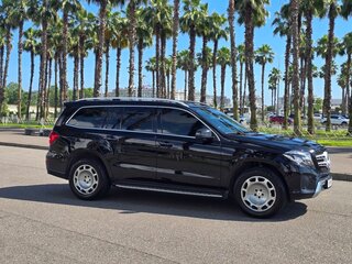 2017 Mercedes-Benz GLS 500 I (X166), чёрный, 3840000 рублей, вид 2