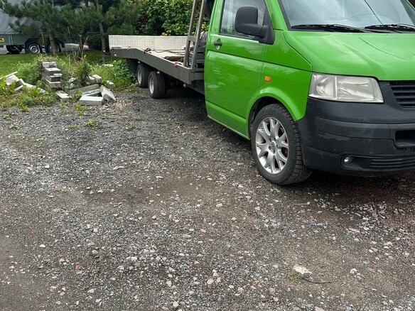 2008 Volkswagen Transporter, зелёный, 1700000 рублей - вид 1