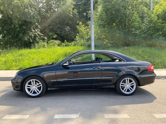 2003 Mercedes-Benz CLK-Класс 200 II (W209), чёрный, 800000 рублей