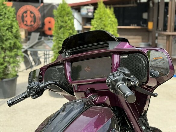 2025 Harley-Davidson CVO Street Glide, фиолетовый, 6650000 рублей - вид 9