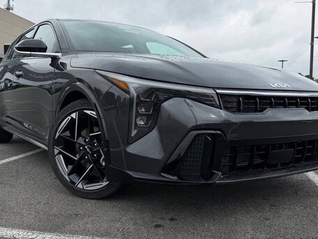 Kia K4