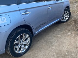 2014 Mitsubishi Outlander PHEV III, голубой, 2000000 рублей, вид 5