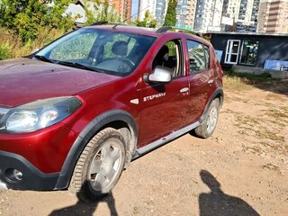 2013 Renault Sandero Stepway I, красный, 850000 рублей, вид 1
