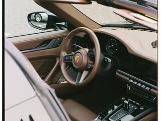 2024 Porsche 911 Targa 4 GTS VIII (992), чёрный, 20000000 рублей, вид 3