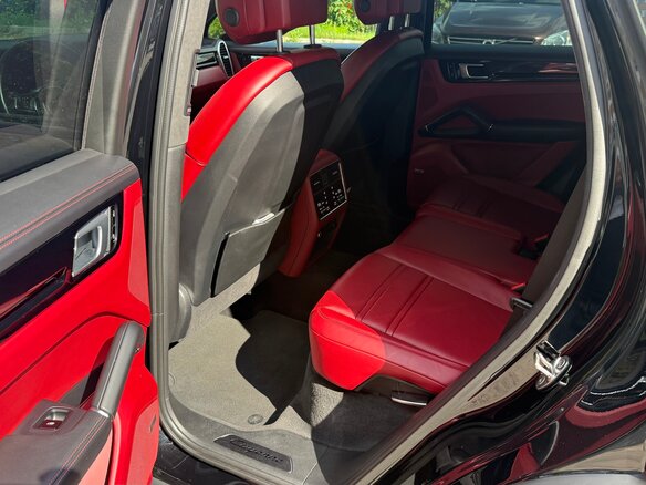 2021 Porsche Cayenne GTS III, чёрный, 11500000 рублей - вид 13