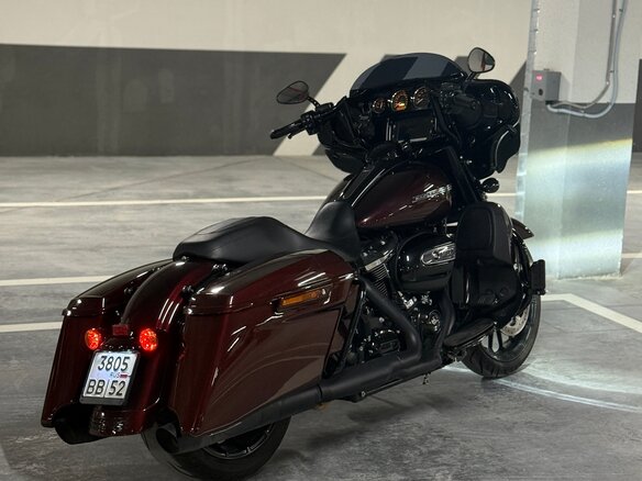 2018 Harley-Davidson Street Glide Special, красный, 1750000 рублей - вид 3