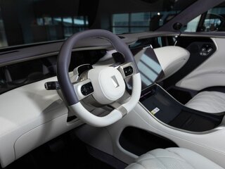 2025 Avatr 11 116 kWh I, серый, 8484205 рублей, вид 3