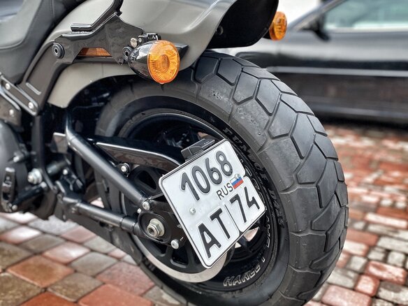 2018 Harley-Davidson Fat Bob, серый, 1300000 рублей - вид 12