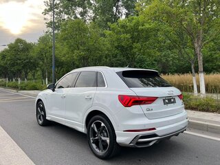 2022 Audi Q3 35 TFSI II (F3), белый, 2100000 рублей, вид 4
