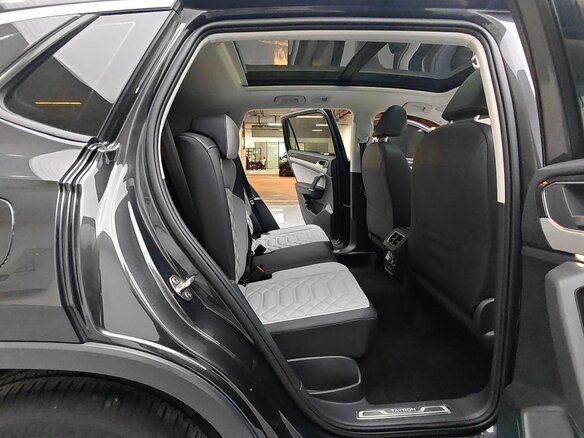 2022 Volkswagen Tayron I Рестайлинг, чёрный, 1780000 рублей - вид 11