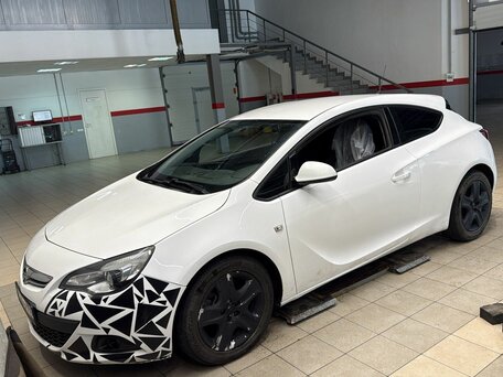 Opel Astra J Рестайлинг