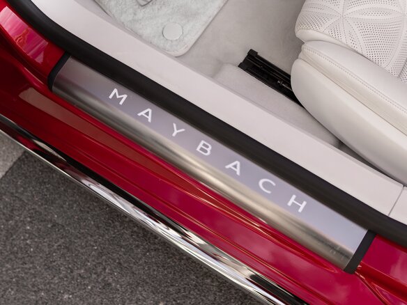 2026 Mercedes-Benz Maybach SL SL 680, пурпурный, 33990000 рублей - вид 18