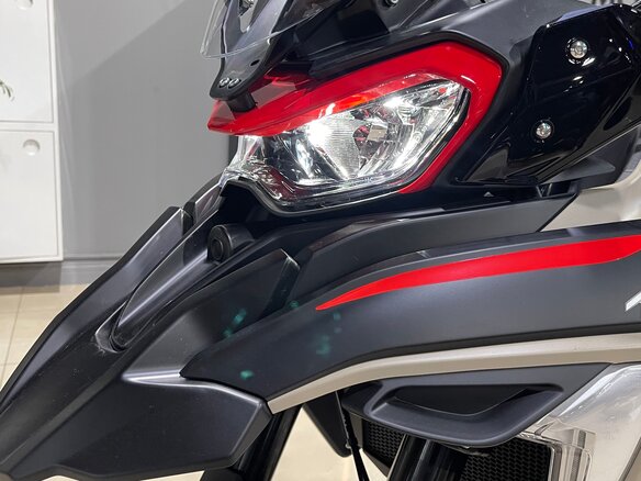 2026 Benelli TRK 702 X, бежевый, 789000 рублей - вид 3