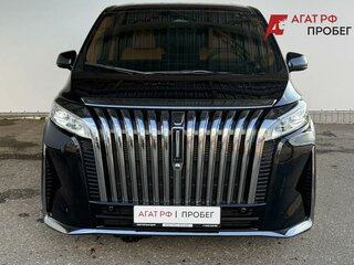 2024 Wey 80 Business Lounge 44.28 kWh, зелёный, 7524000 рублей, вид 2