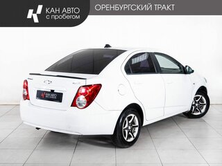 2013 Chevrolet Aveo II, белый, 630000 рублей, вид 3