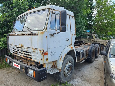 2005 КамАЗ 54115, серый, 650000 рублей, вид 1