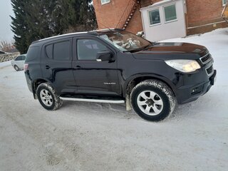 2013 Chevrolet TrailBlazer II, чёрный, 1200000 рублей, вид 2