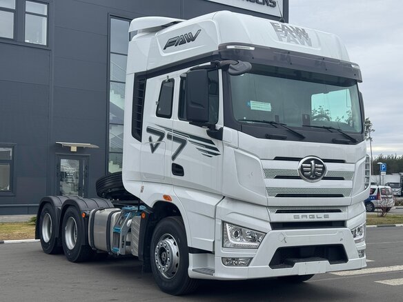 2024 FAW J7, белый, 10900000 рублей - вид 1