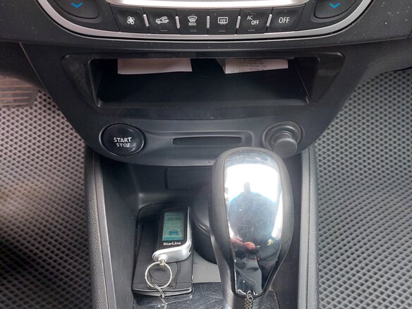 2014 Renault Fluence I Рестайлинг, серый, 650000 рублей - вид 10